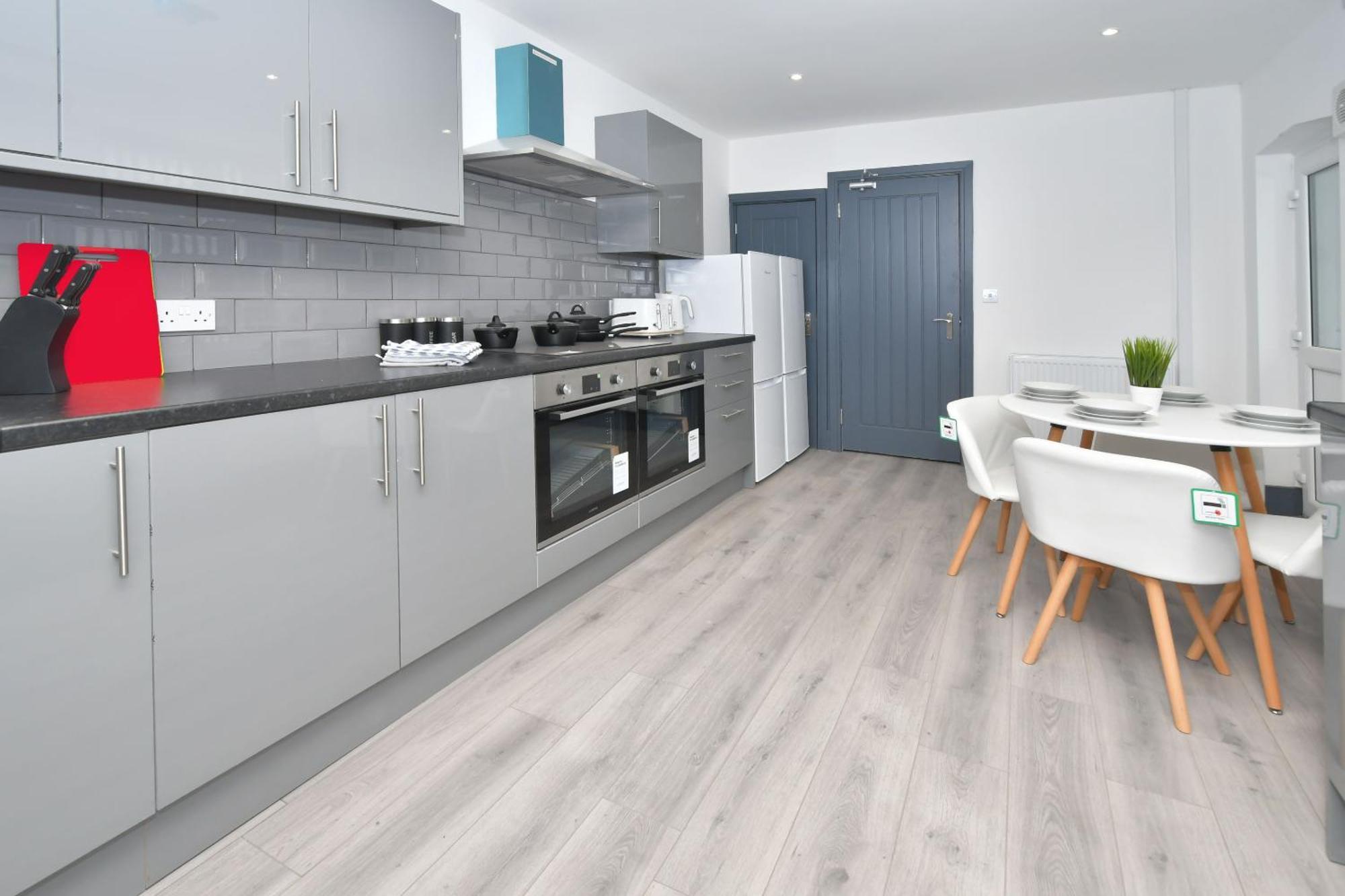 Townhouse @ 24 Brunswick Place Stoke Etruria Habitación foto